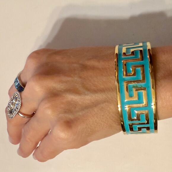 🎉HP!🎉 Lisa Stewart Greek Key Turquoise & Gold Bangle Bracelet - Picture 9 of 9